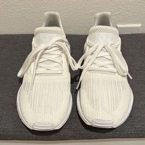 Adidas Swift Run White in Size 6.5